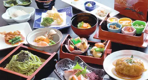 夜の宴会コース（手作りの豆腐と野菜を中心とした懐石料理。6600円～。90分飲み放題・4名様以上で予約/party,90minutes,dinner plan
